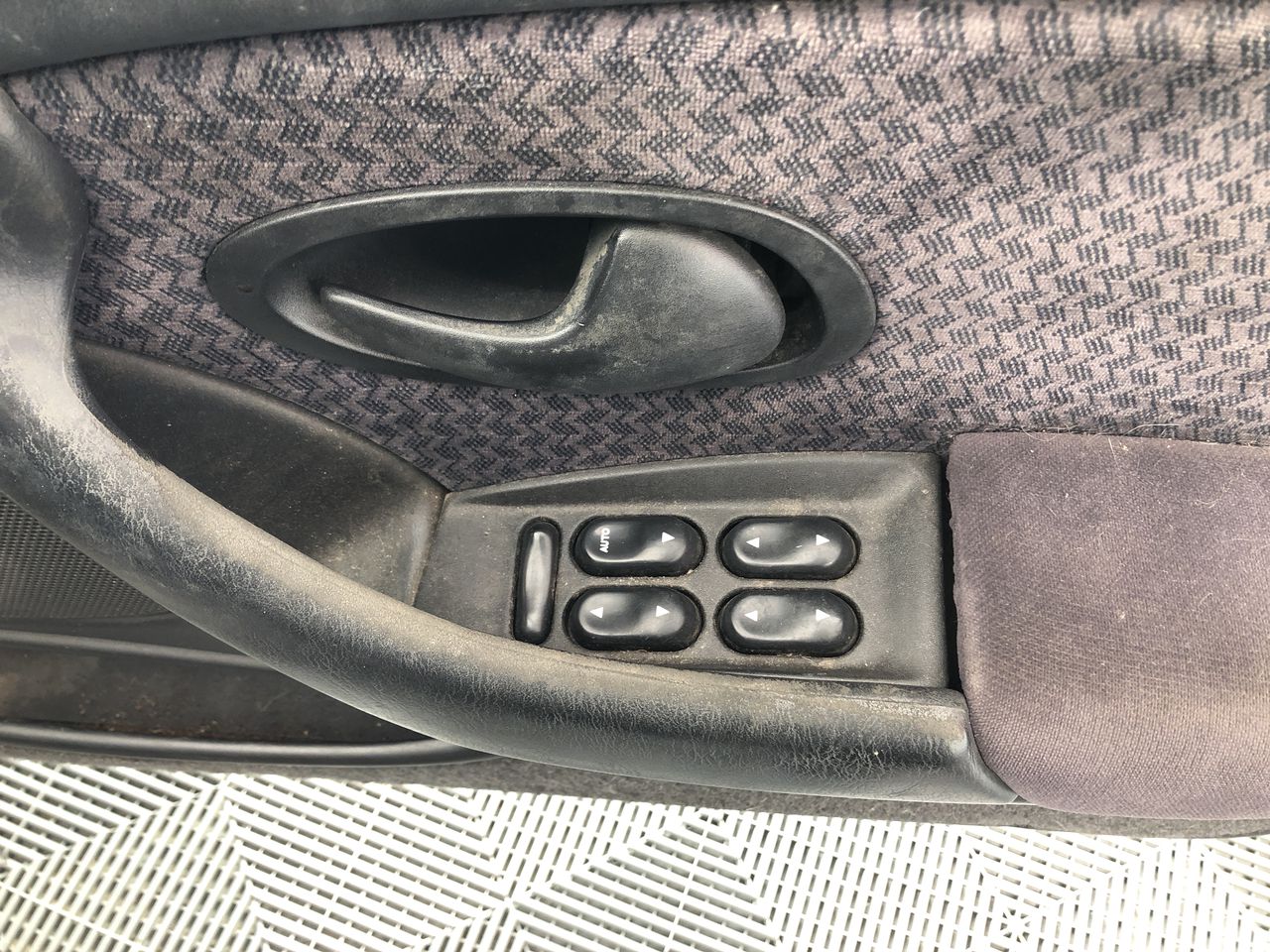 Thomson Estate Double Pass Shiraz 2022 (12x 750mL) South Australia