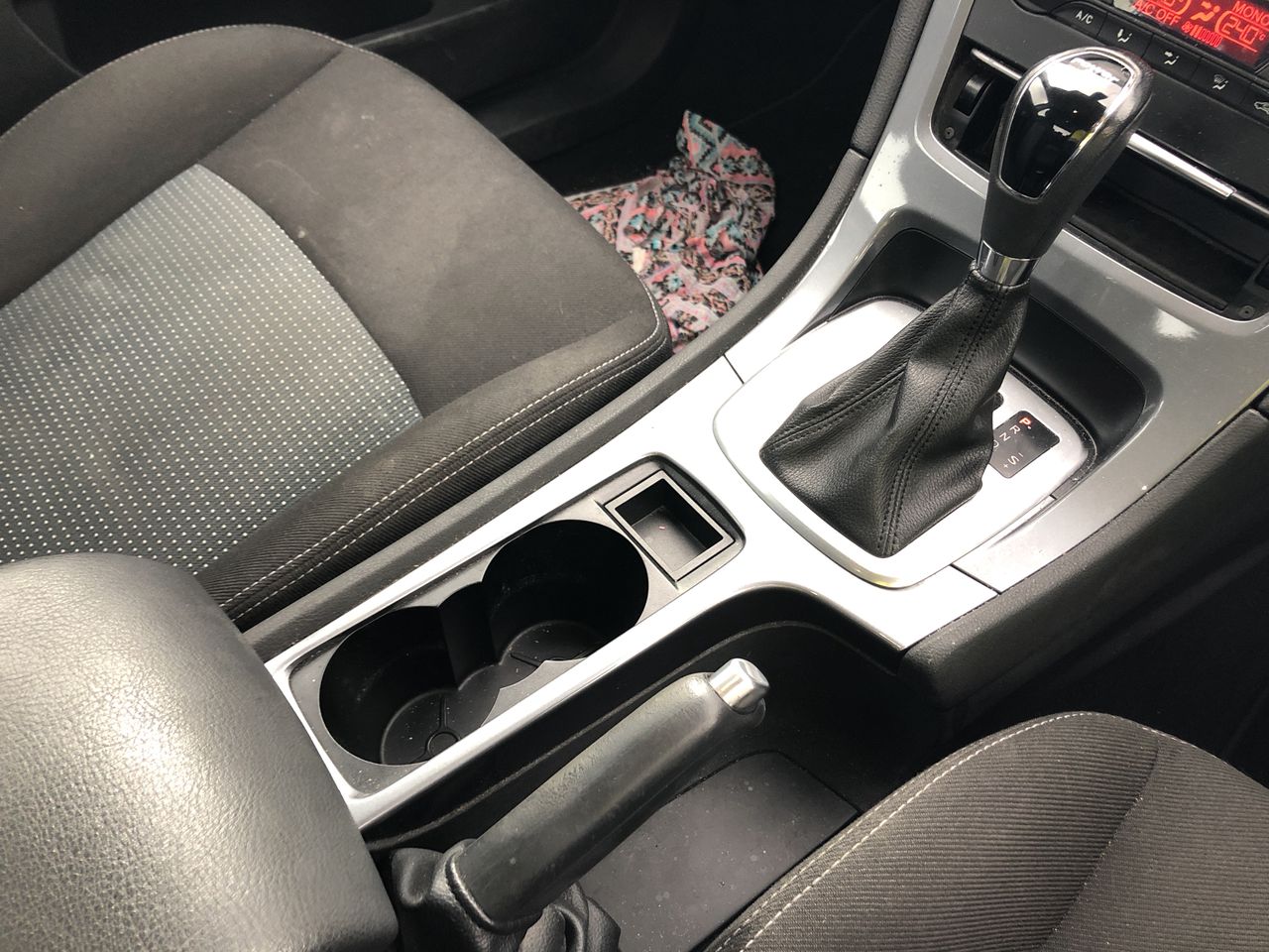 Yellowtail Pinot Grigio & Shriaz Mixed Pack (6 x 750mL),SE AUS.