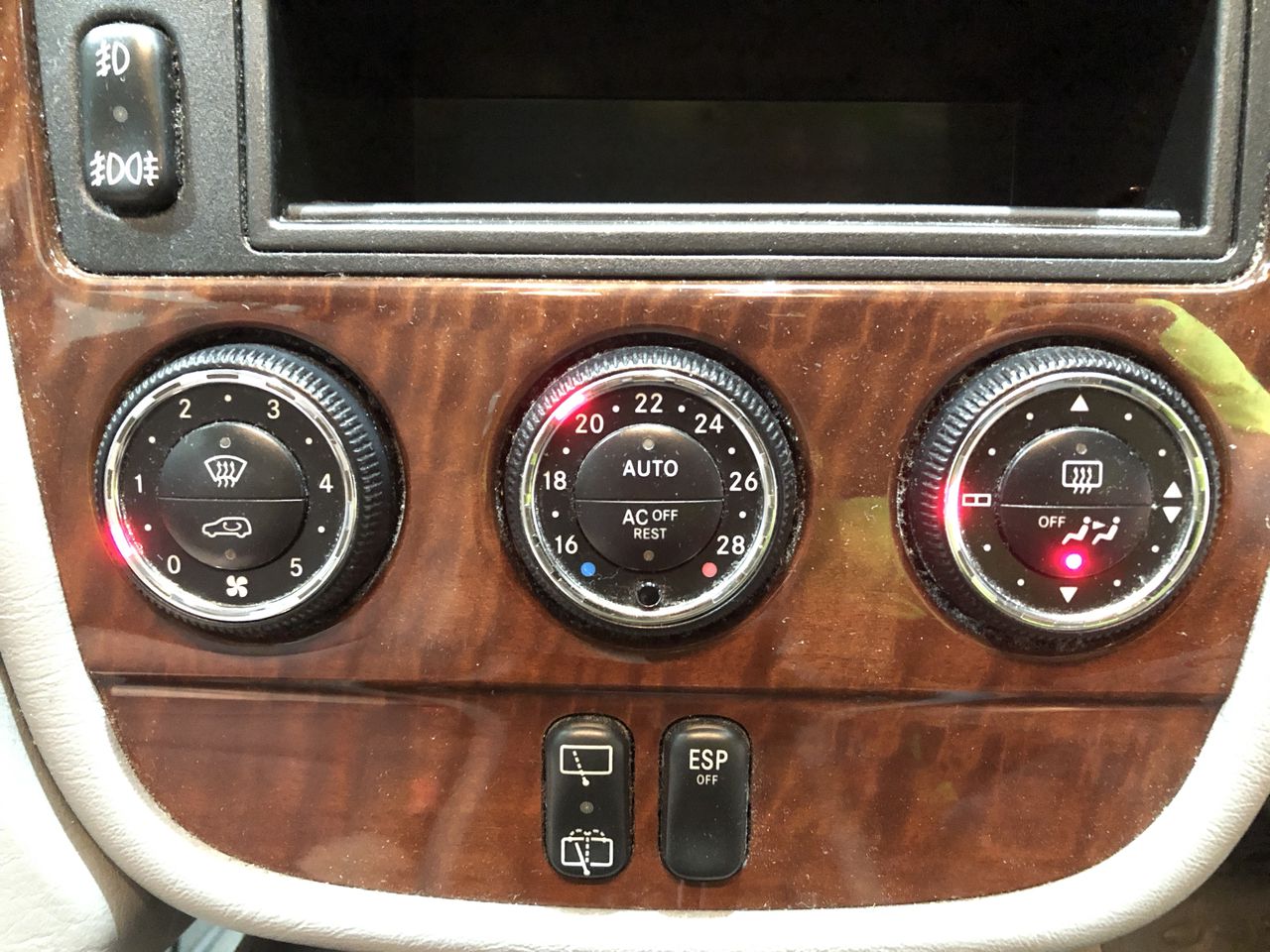 Peter Lehmann Cellar Archives Shiraz 2017 (6x 750mL), Barossa.