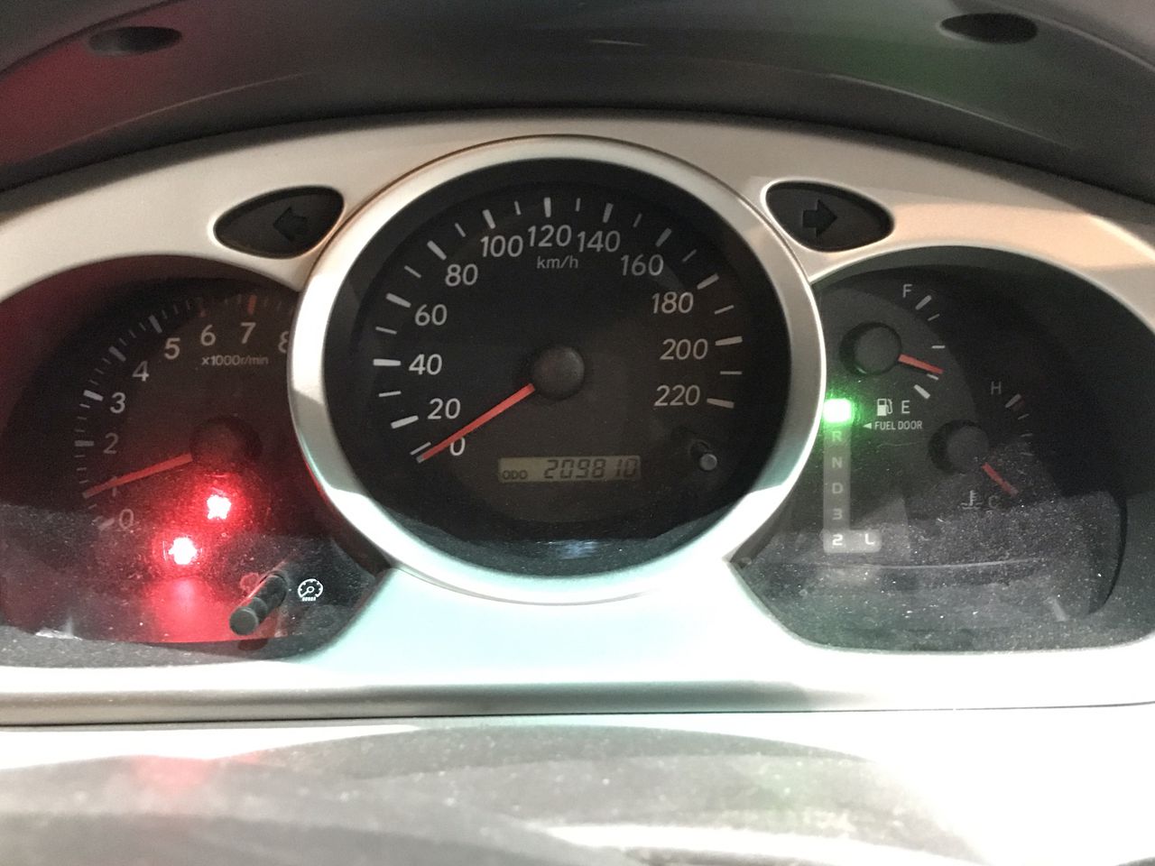 Brokenwood Cricket Pitch Red Cab Blend (6x 750mL).