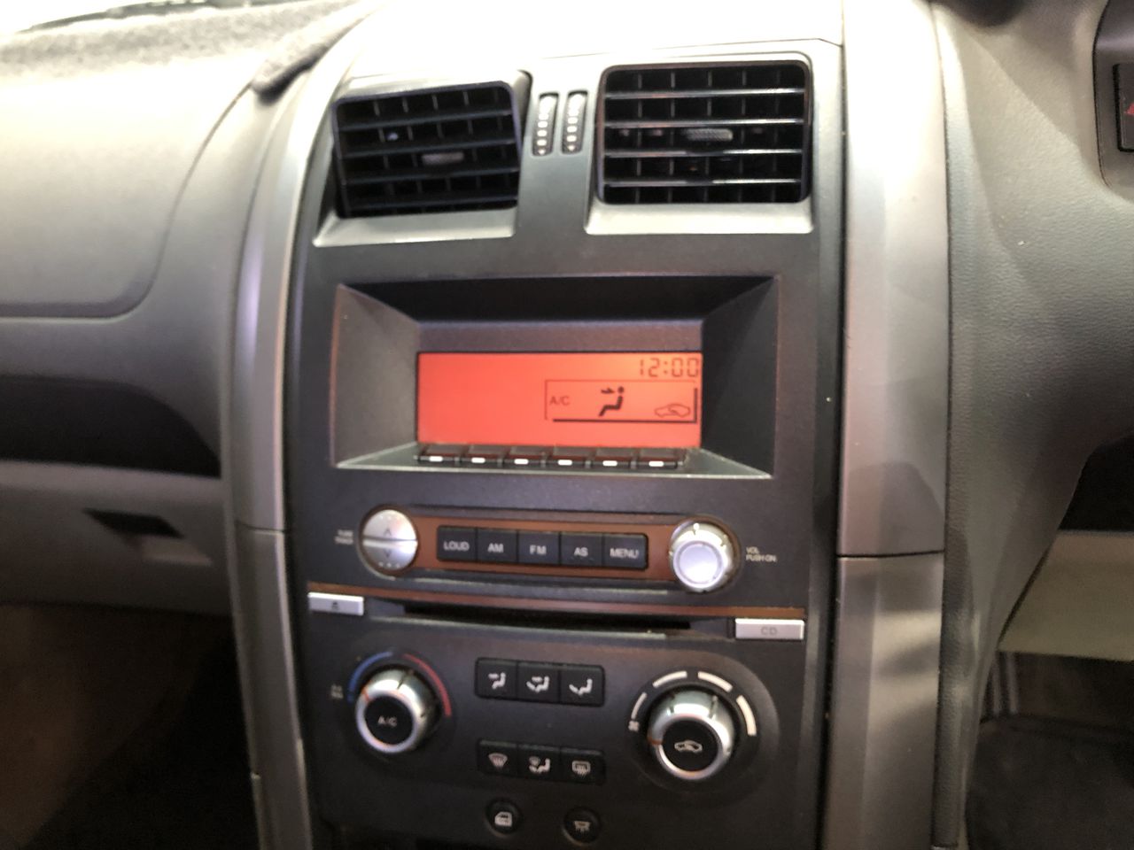 Classic Rhodium Plated Plain Heart Locket