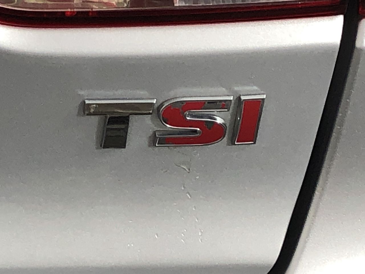 Pierre Delize Blanc De Blancs Brut NV (6x 750mL), France.