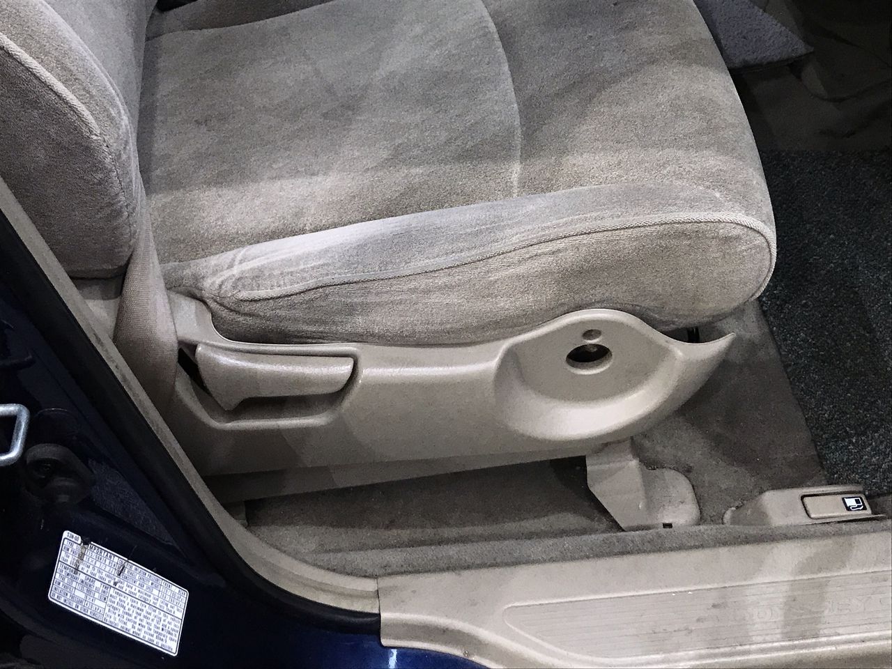 0.08 carat white 5 round diamond