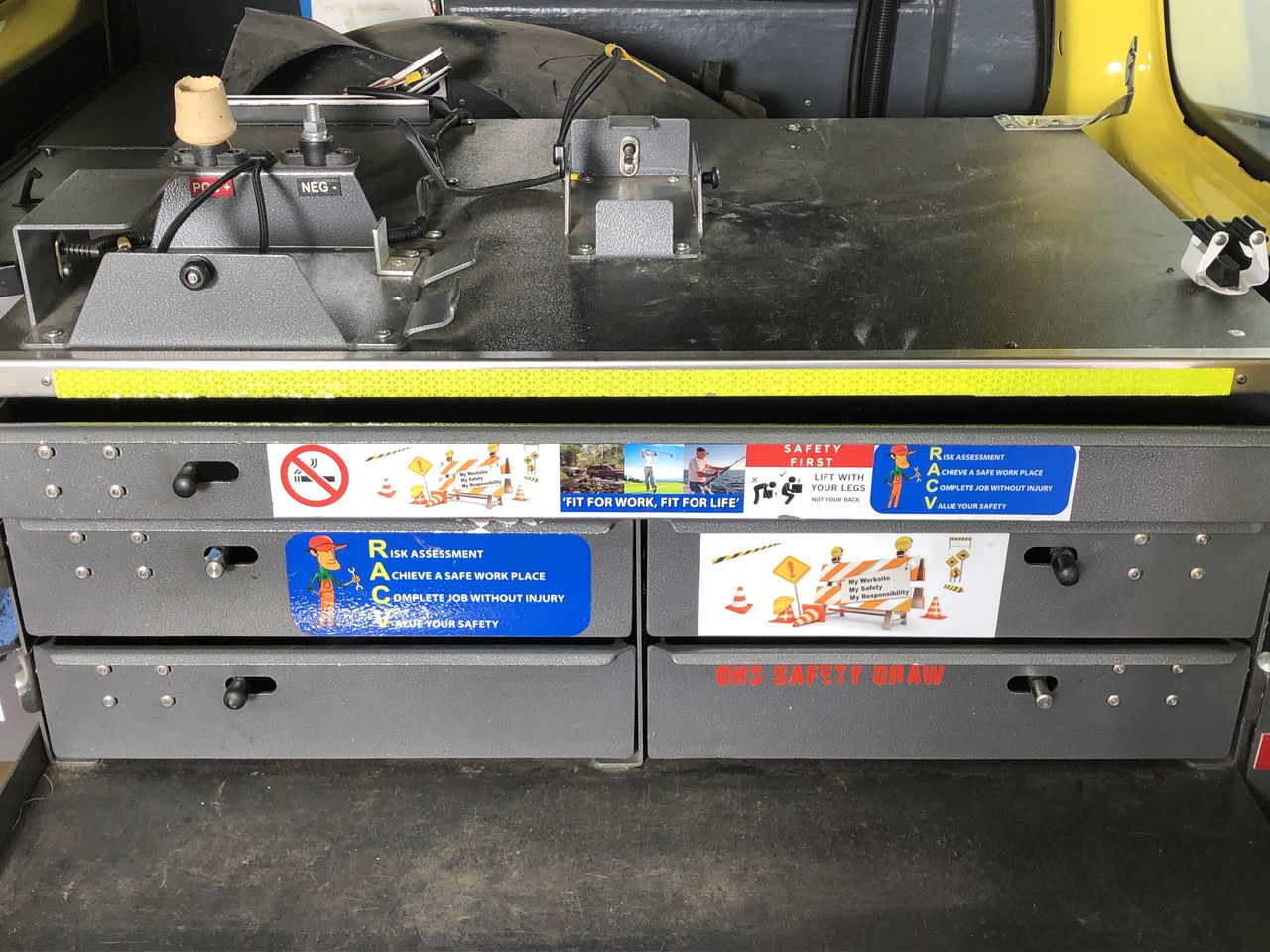 500G Mixed Rough Raw Crystal Gemstone Chunks Natural Raw Minerals Bulk