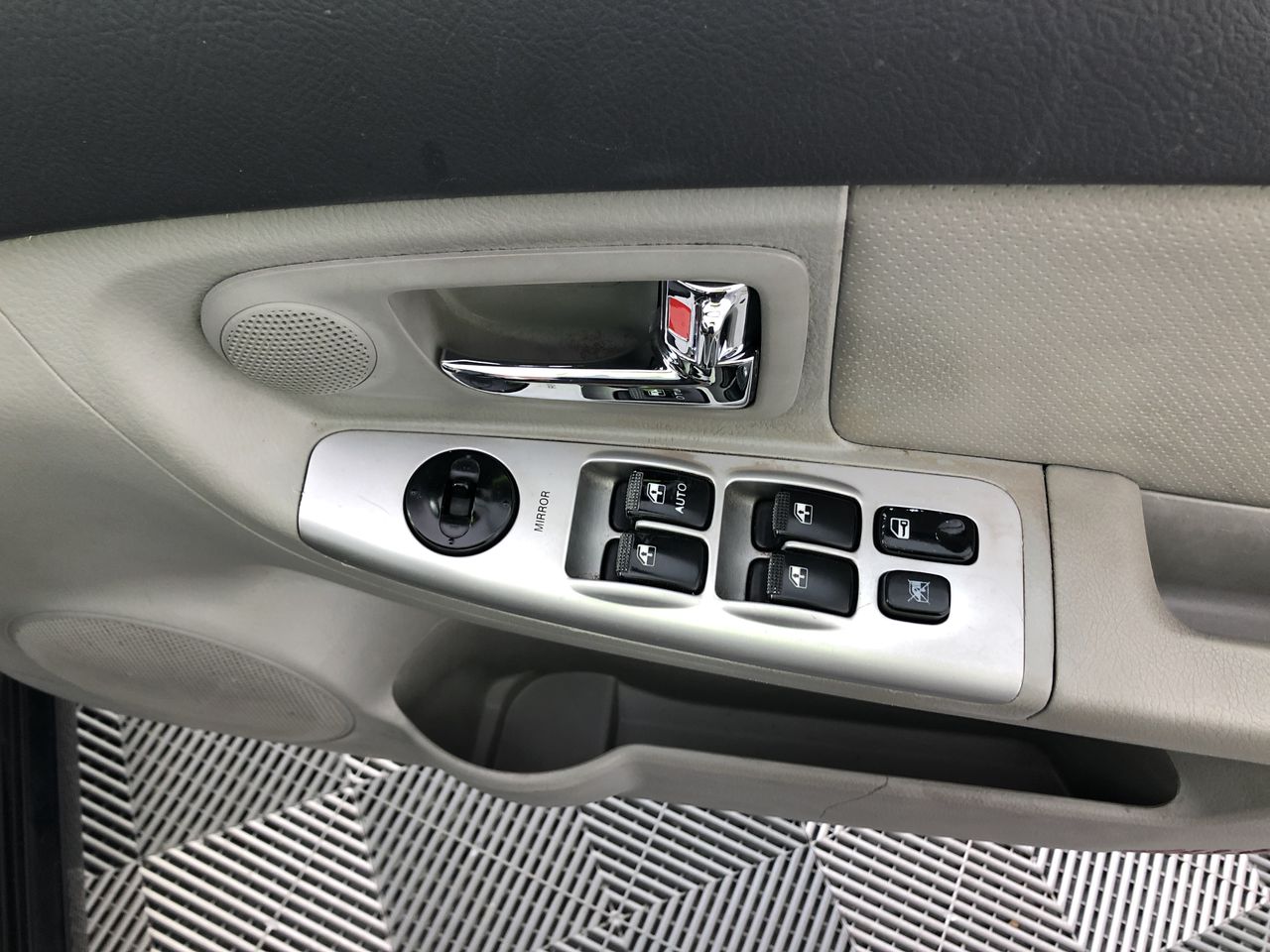 EASY MIX 8 Teeth Claw Short Handle Garden Rake.