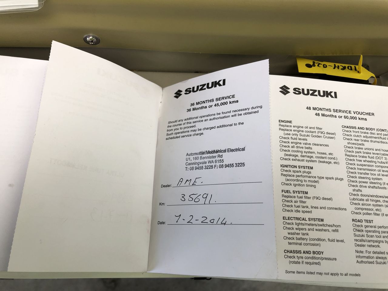 RYOBI Tool Bag 535 x 230 x 200mm with Zip Top Opening and 2 x Side Pockets.