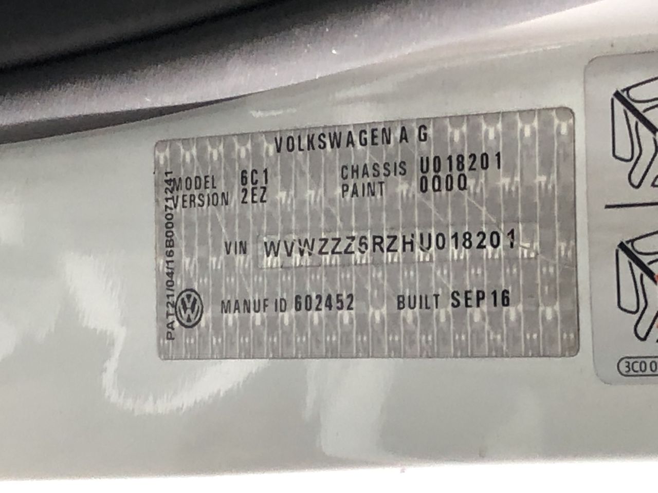 SENNHEISER Open Back Headphones HD 599 Special Edition, Black. NB: not in b