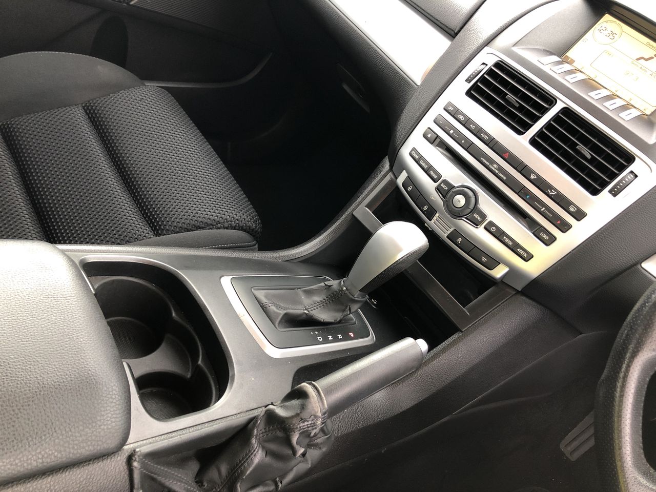 PLATINUM SERIES 6pc Car Wash Kit. N.B: Not in original packaging.