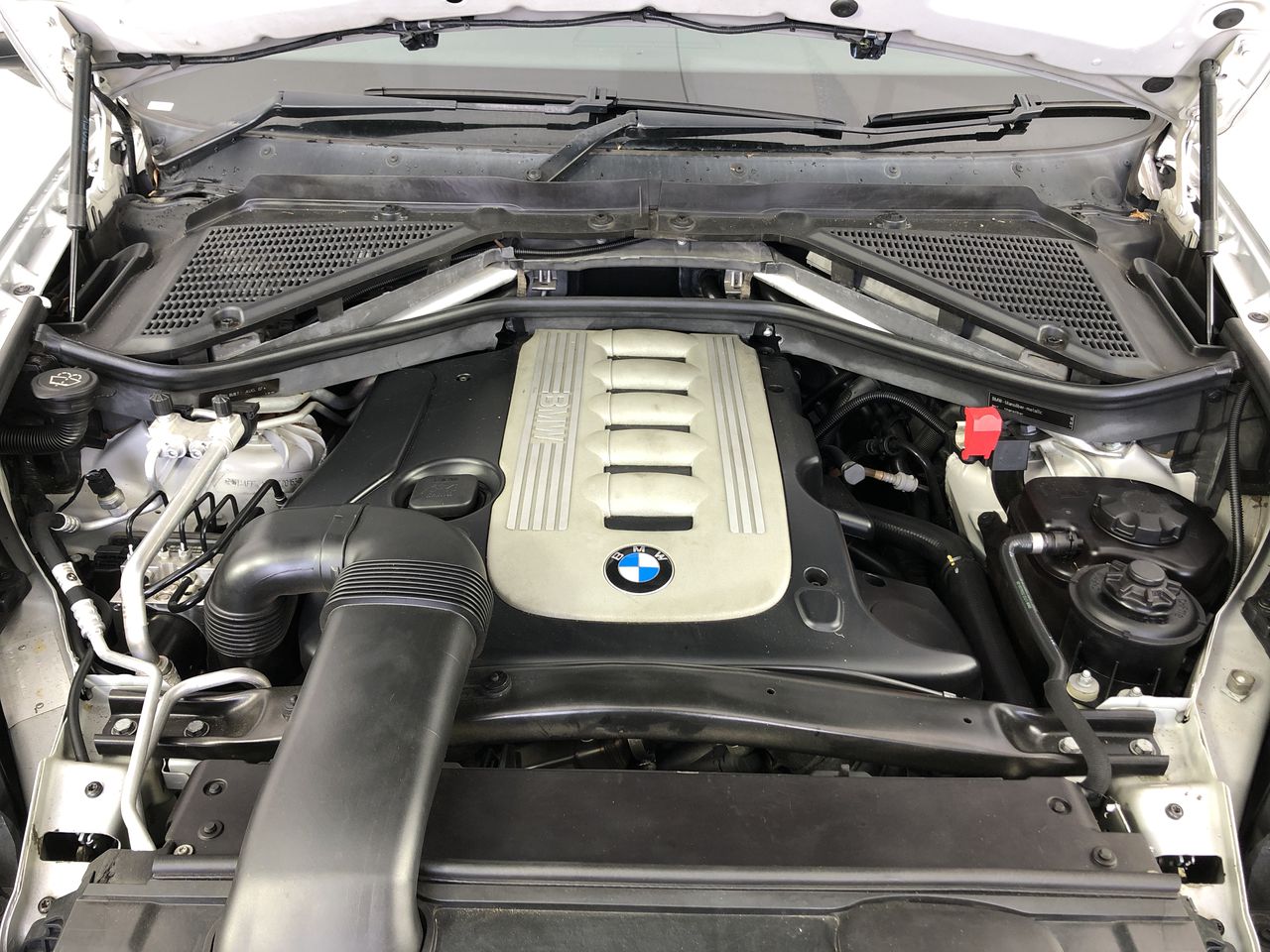 2 x Box of 150pc WE CRUSH ON Jelly Straws, Assorted Fruit Flavours, 3kg. N.