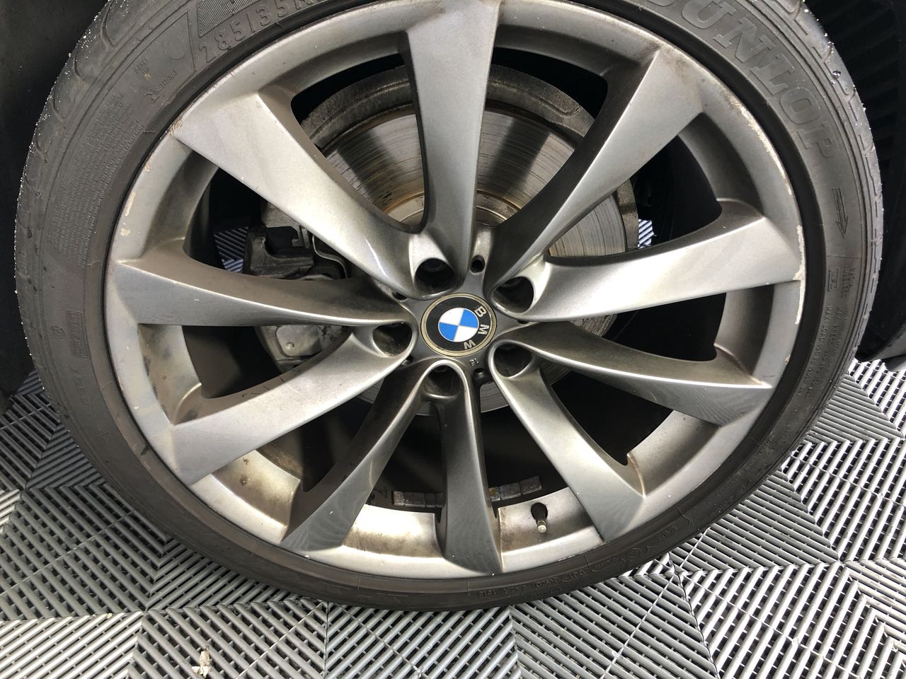 2 x Pack of 145pc HERSHEY'S Nuggets Assortment, 1.47kg. N.B: Damaged outer