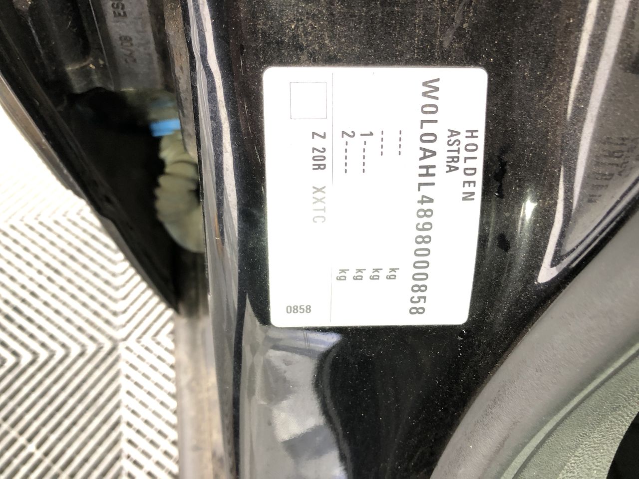 4 x HUANG FEI HONG Spicy Peanuts, 410g.