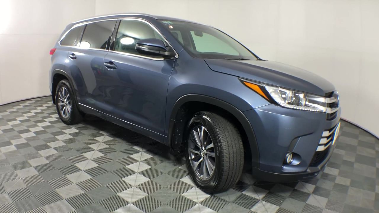 SEALY Premium Air Mattress Queen Size. NB: Not in original box & condition