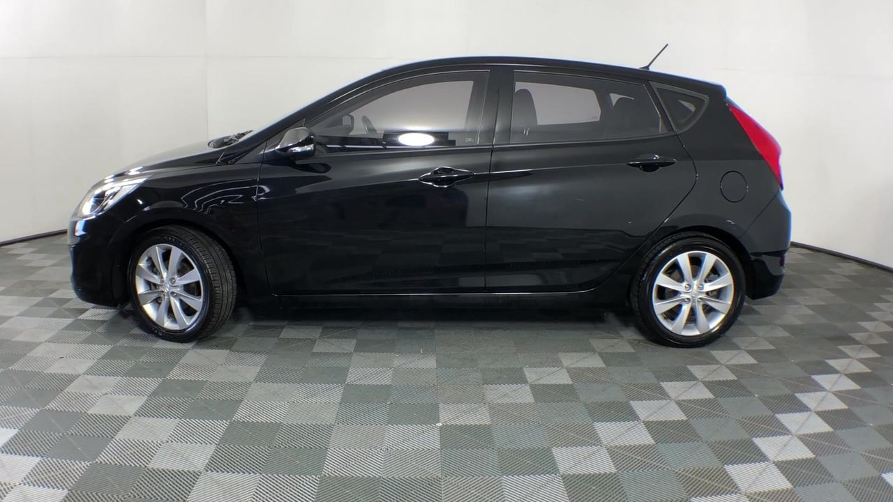 Mermade Hair Infrared Thermal Brush, 32 mm Size, Pink NB: slight minor use.