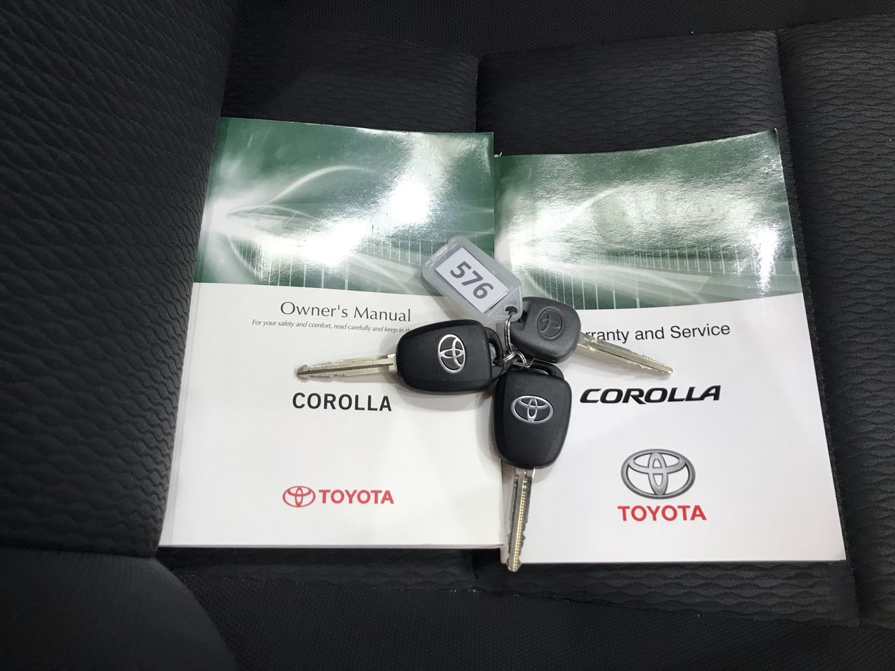 Global Trade Unit 1g (Approx) 999 Silver Coin with Certificate, Invest