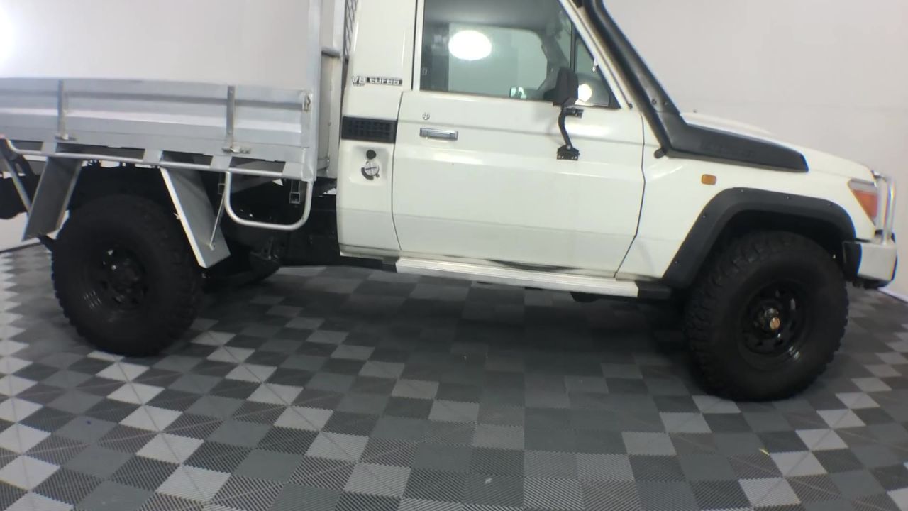 Evans & Tate Hullabaloo Shiraz 2017 (6x 750mL) Margaret River