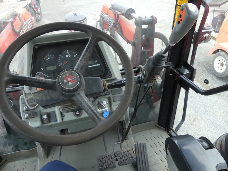 BIJ'OR - Round Pearl Stud Earrings in White - 10-11mm  RRP $49