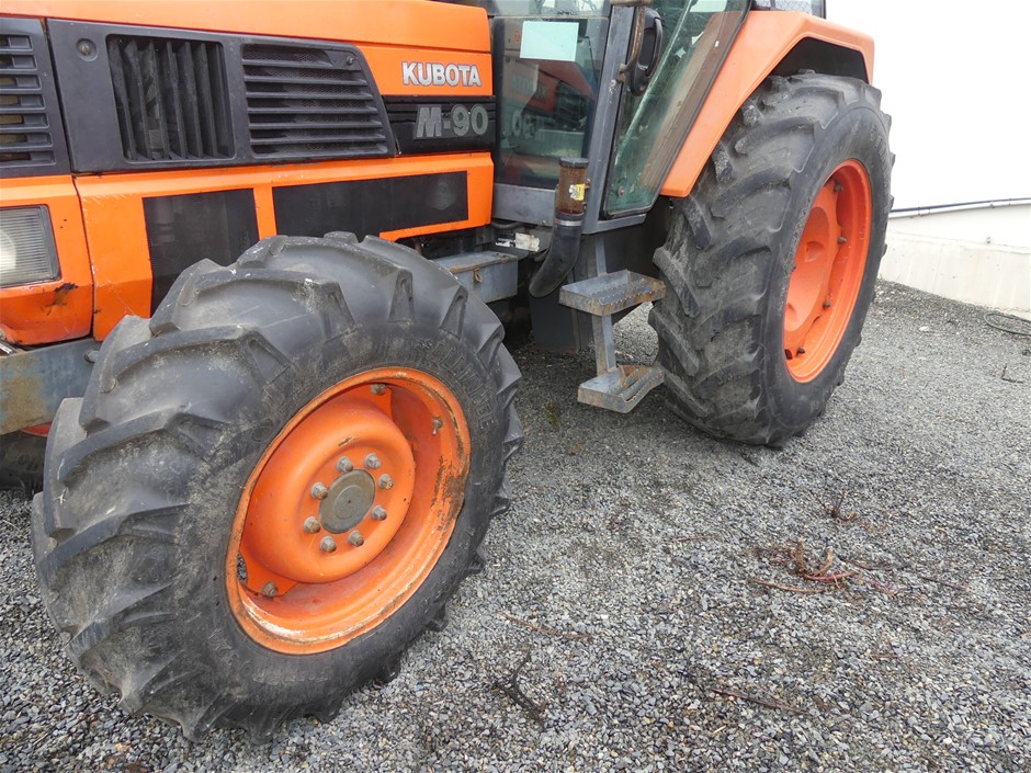 BIJ'OR - Pink Pearl Floral Necklace in Gold RRP $59