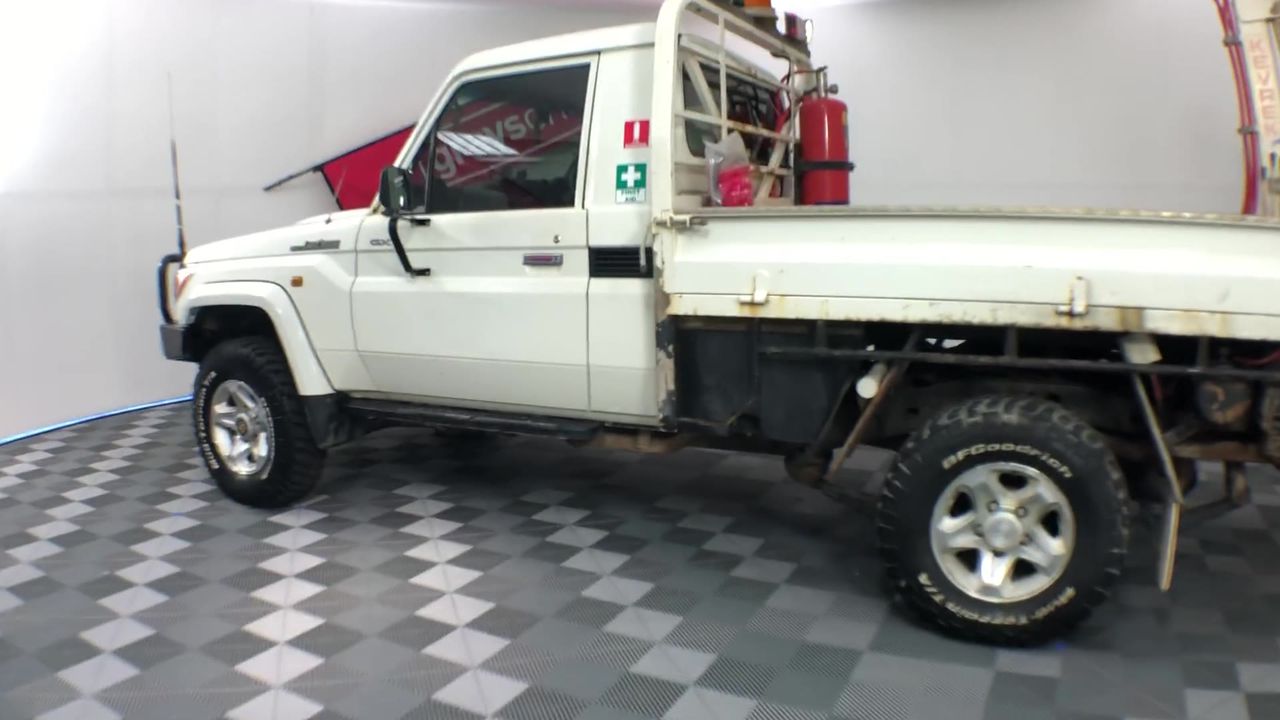 Cleffa Celebrations 25th anniversary classic holo reprint.