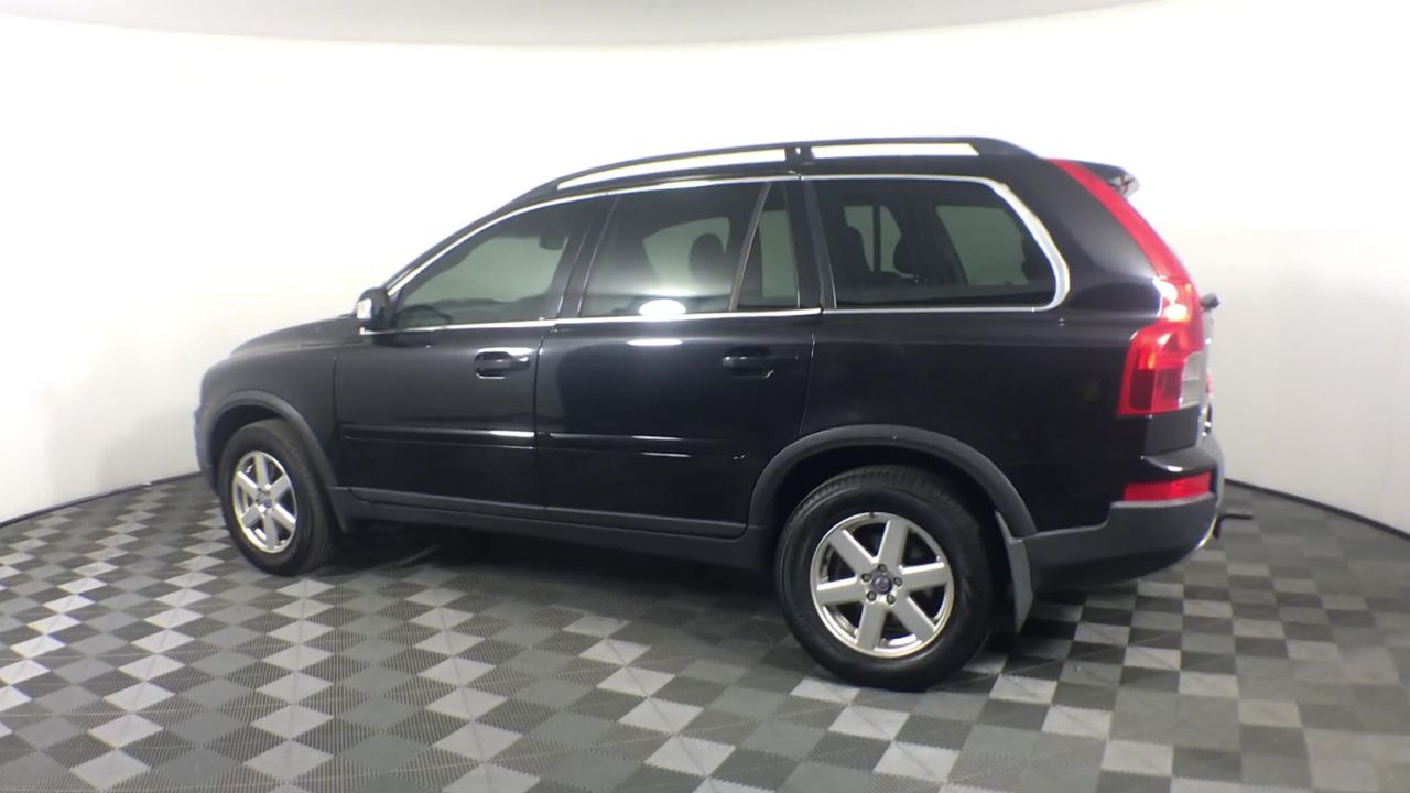 KOBOLT KX11 Excavator (Multiple attachments included) with Trailer