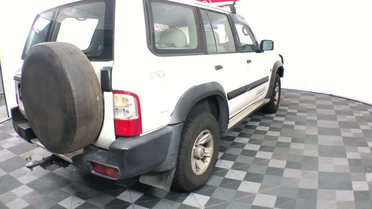 20 x Pairs of Stud & Hoop Earrings in Gold