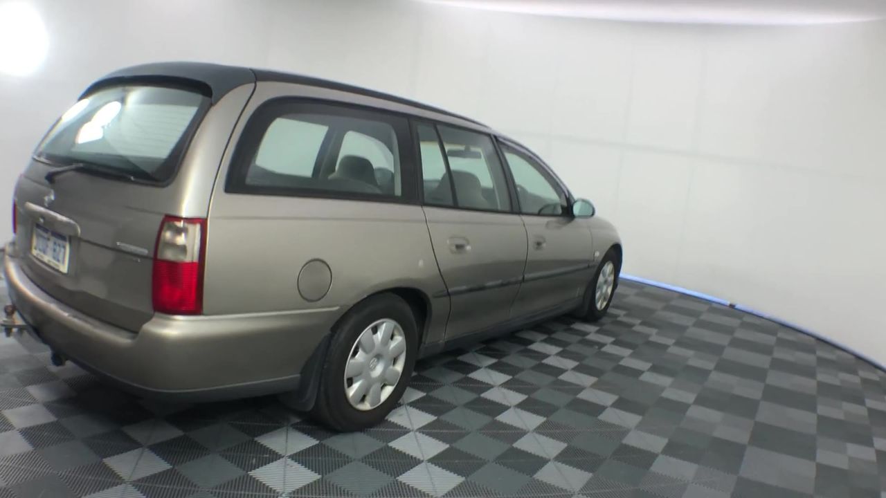 18ct Heavy Yellow Gold Plated 5 Ring Lucky Charm Necklace