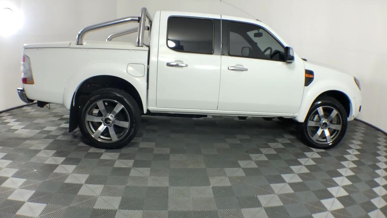 Workshop storage cabinet (Unused)