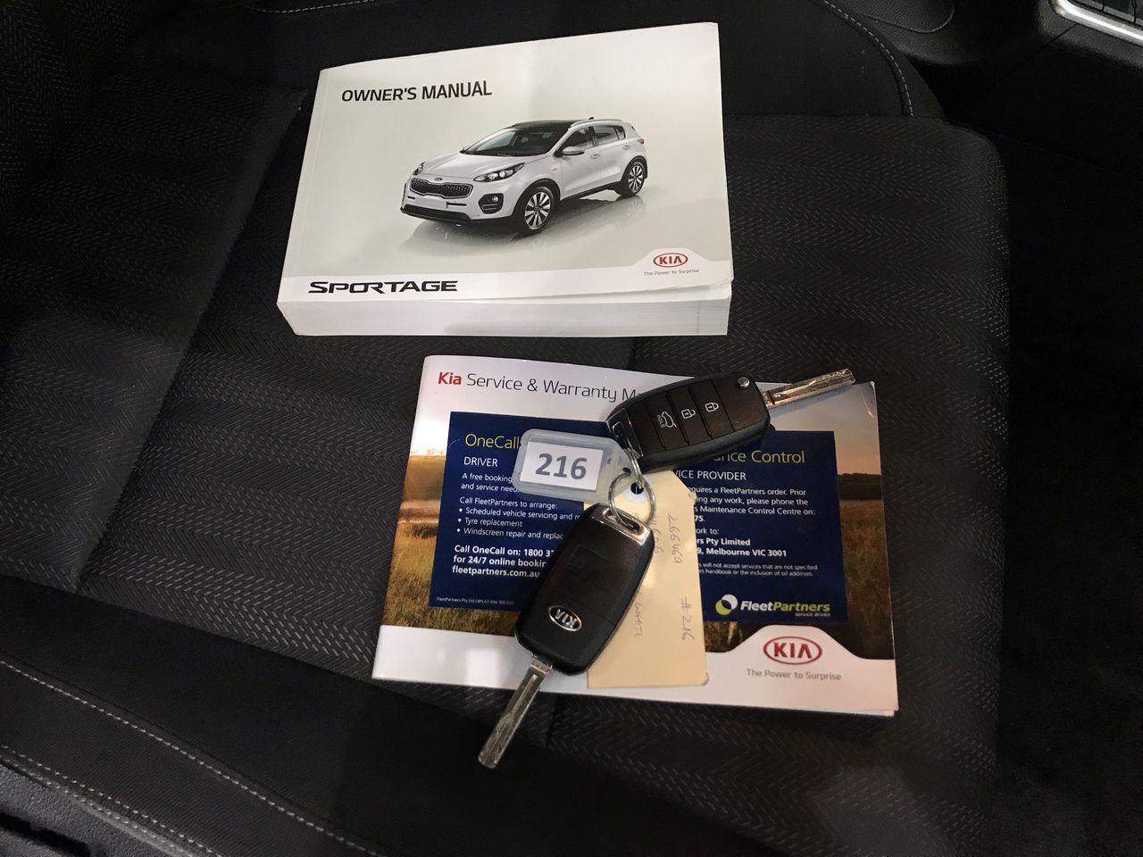 De Bortoli `Sacred Hill` Sparkling Brut NV (6x 750mL), Riverina, NSW.