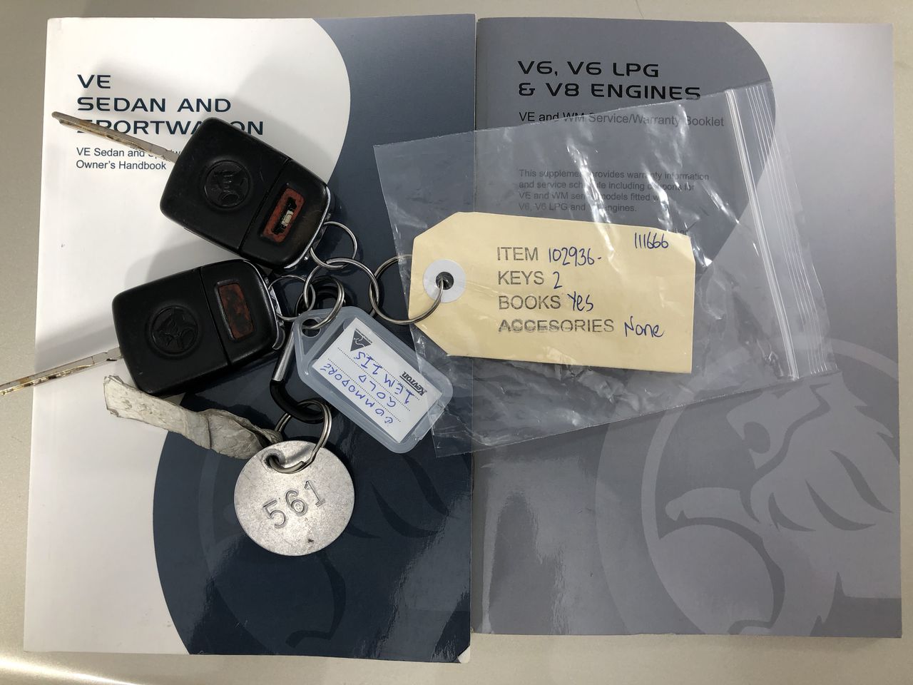 Wolf Blass Red Label Shiraz Grenache (6x 750mL), SEA.