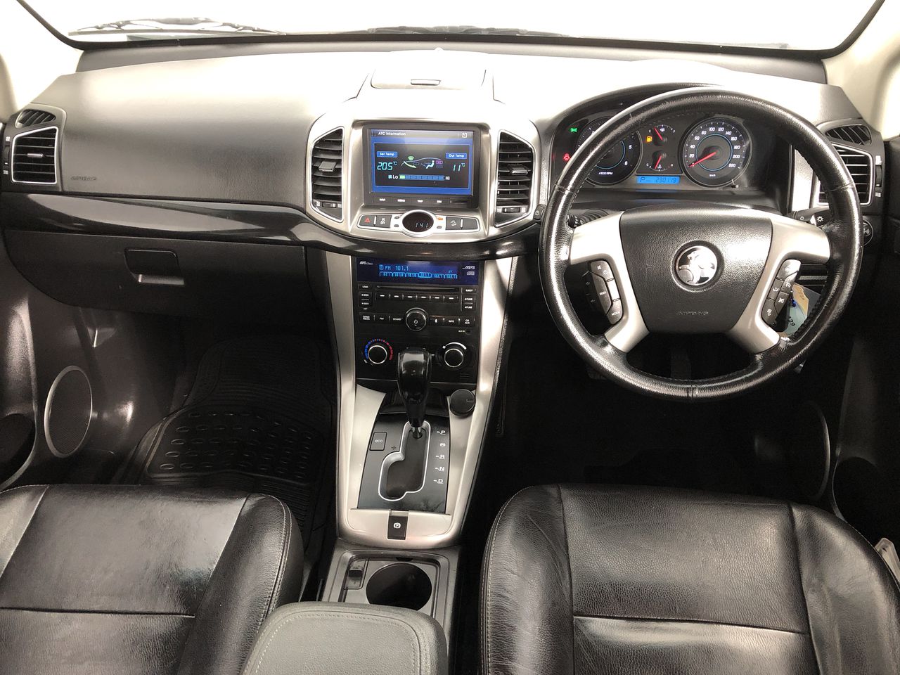 CURB CHAIN YELLOW GOLD