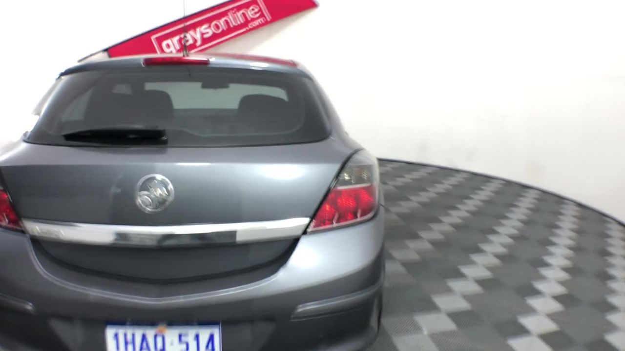 RING Stick Up Cam Battery 3 Pack, White. NB: minor use.