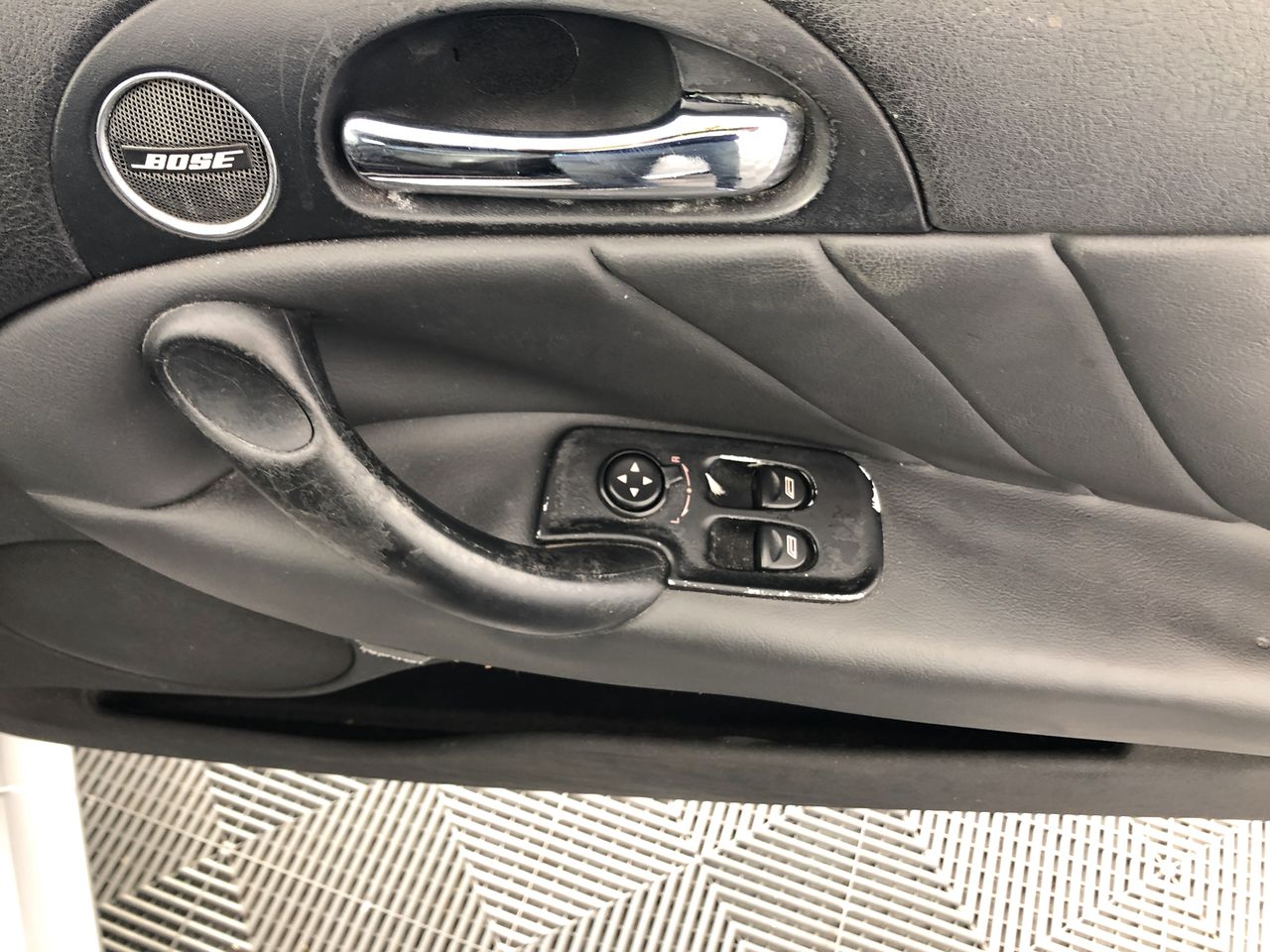 Little Giant Shiraz (6x 750mL).