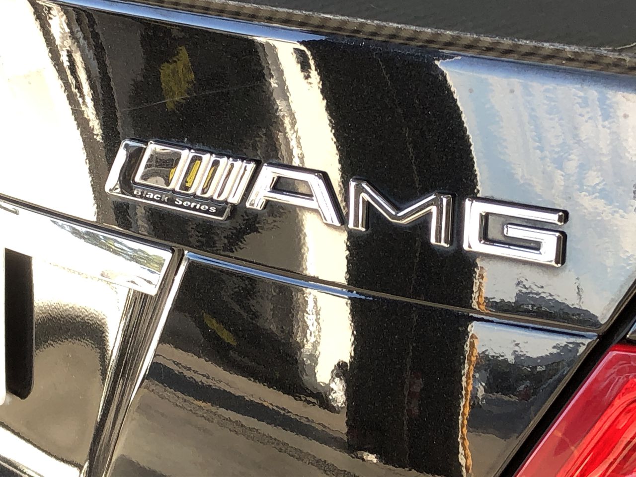 Wolf Blass Red Label Sparkling Pink Moscato NV (6x 750mL).