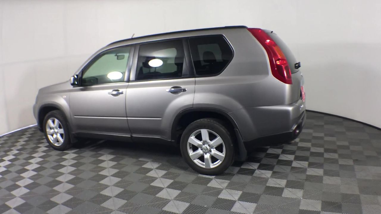 Designer Teardrop Earrings in Silver