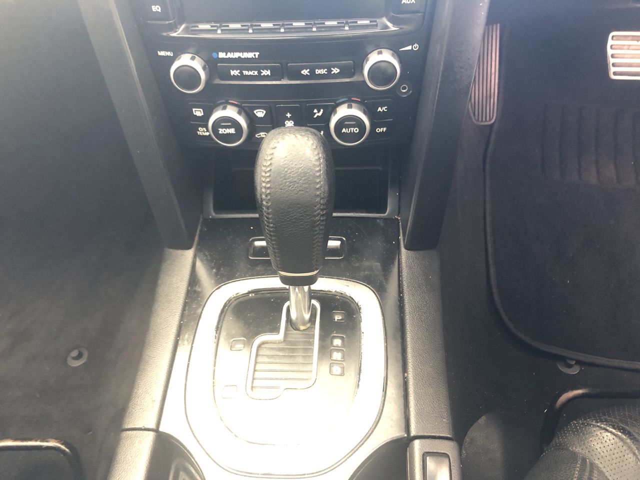 END OF LEASE SALE: 7" Carplay