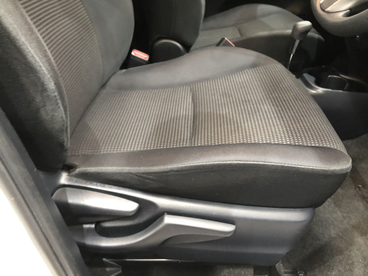 Quantity of 400 1650mm Star Pickets (Unused),