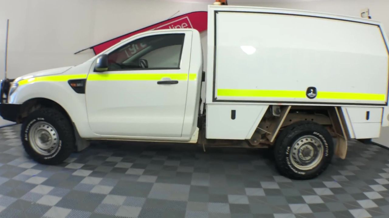 2026 Armor AX11 Hybrid Off Road Caravan (Unused)