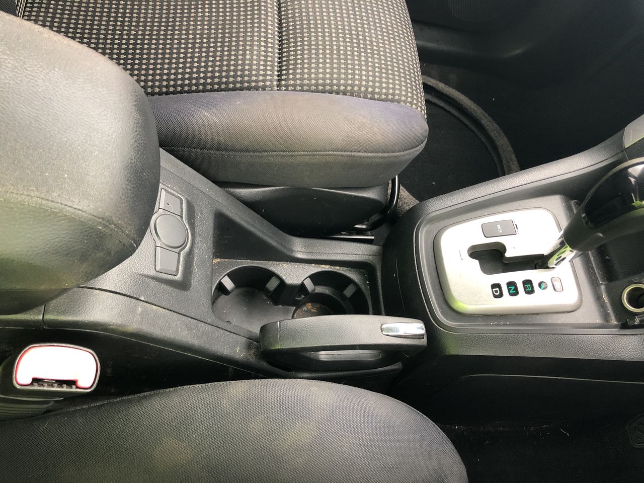 2x Peacock Cylinder Gauges