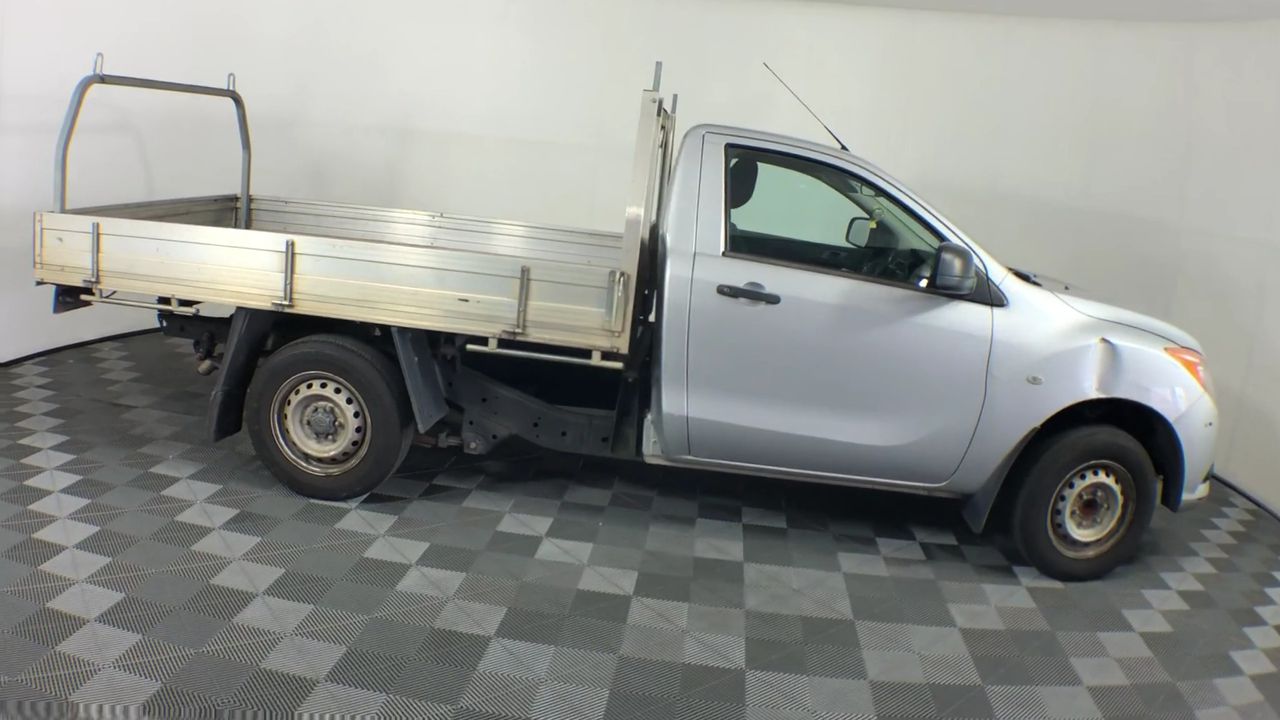 2006 Hino FD 4 x 2 Service Truck