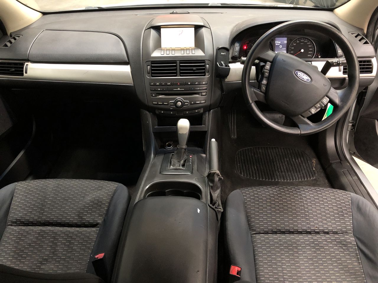 2016 Toyota Hilux SR5 Diesel