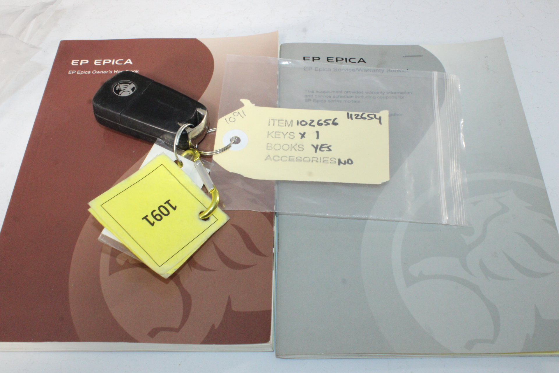 CYGNETT Vehicle Jump Starter & 10K Power Bank. NB: Not in original packagin