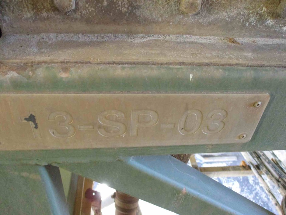 Quantity of 100 1650mm Star Pickets(Unused),