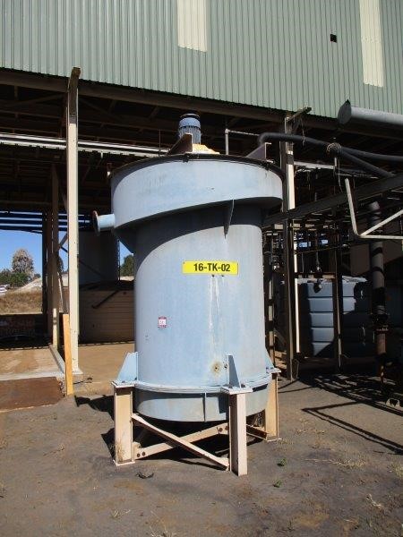 <p>20 Foot Container</p>