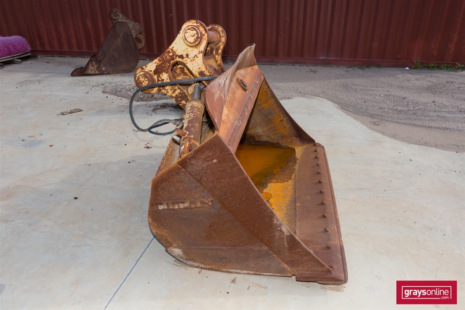 Titan Excavator Swivel Bucket Auction (00075041215) Grays Australia