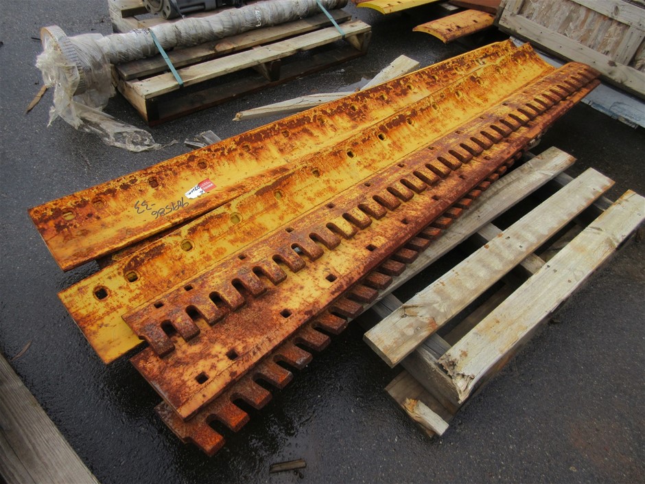 5 x Steel Stillages