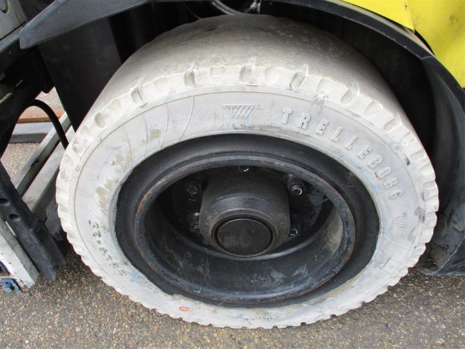 Quantity of 4 20.5-25 Earthmoving Tyres(Unused)
