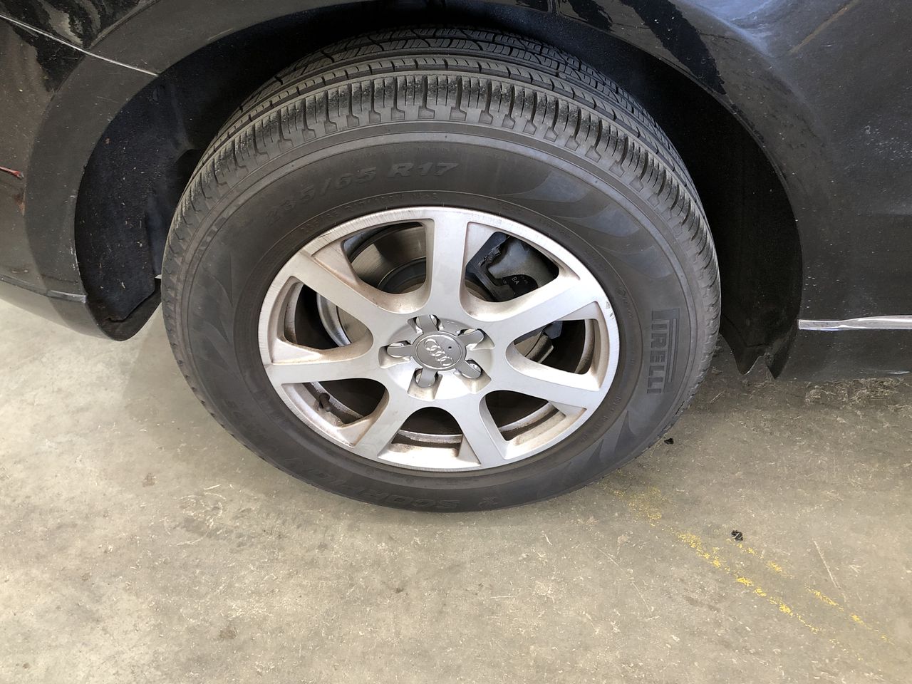 Quantity of 2 17.5-25 Earthmoving Tyres(Unused)