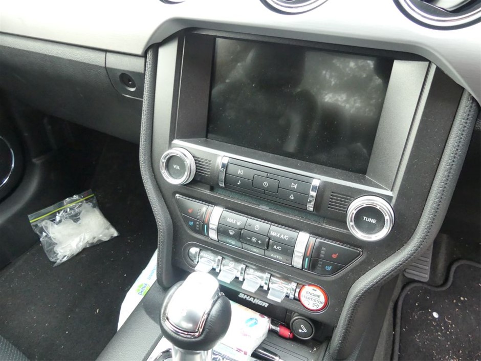 2015 Toyota Hilux Workmate Petrol