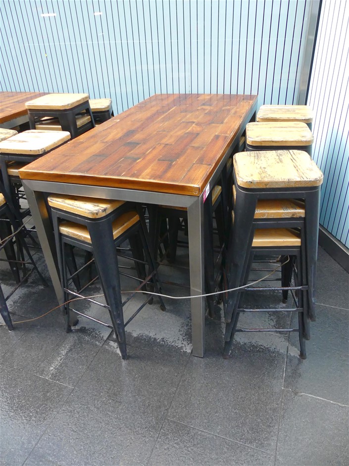<p>Quantity of 50 1800mm Star Pickets(Unused),</p>