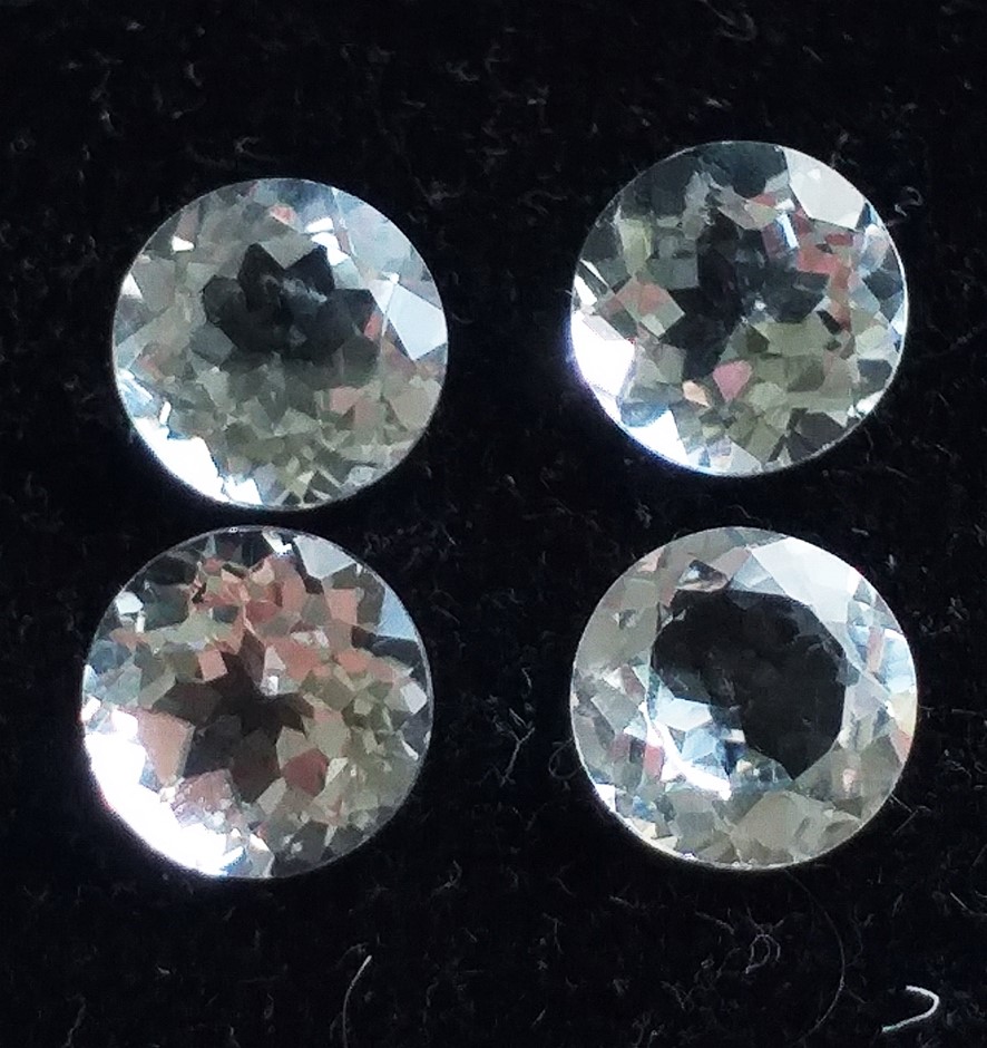 0.07 carat white 5 diamonds round