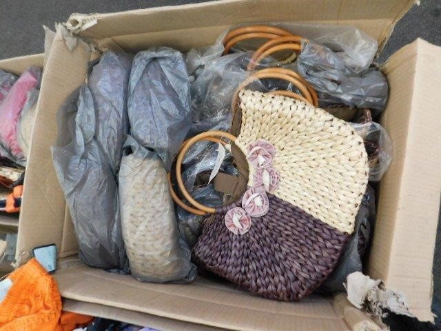 Bulk items, gold diamonds, silver coins